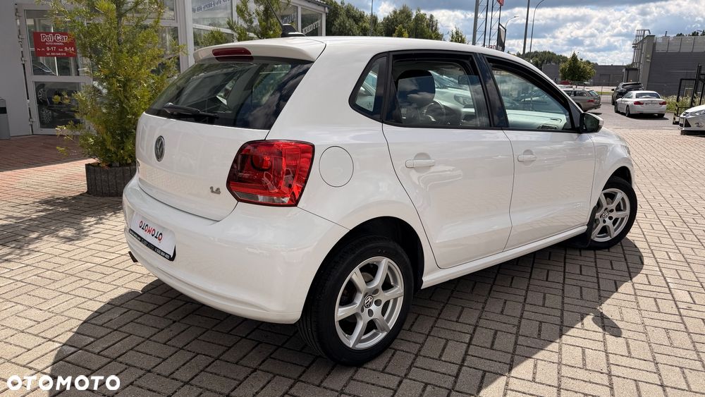 Volkswagen Polo 1.4 16V Comfortline - 3