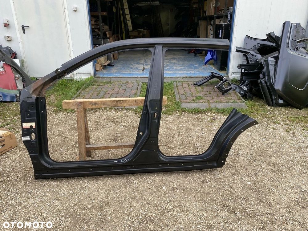 PRÓG LEWY SŁUPEK NISSAN X TRAIL T32 G6031-4CCMA NOWY ORYGINALNY - 1