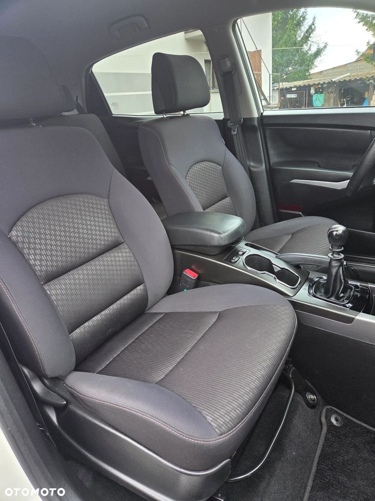 SsangYong/KGM Korando 2.2 e-XDi 220 2WD Crystal - 5
