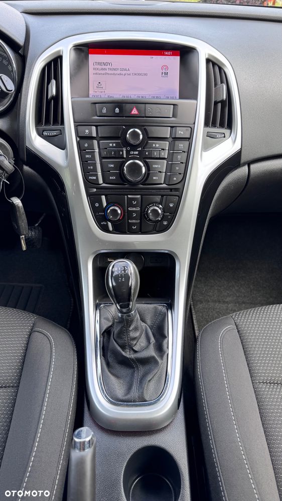 Opel Astra 1.6 Cosmo - 24