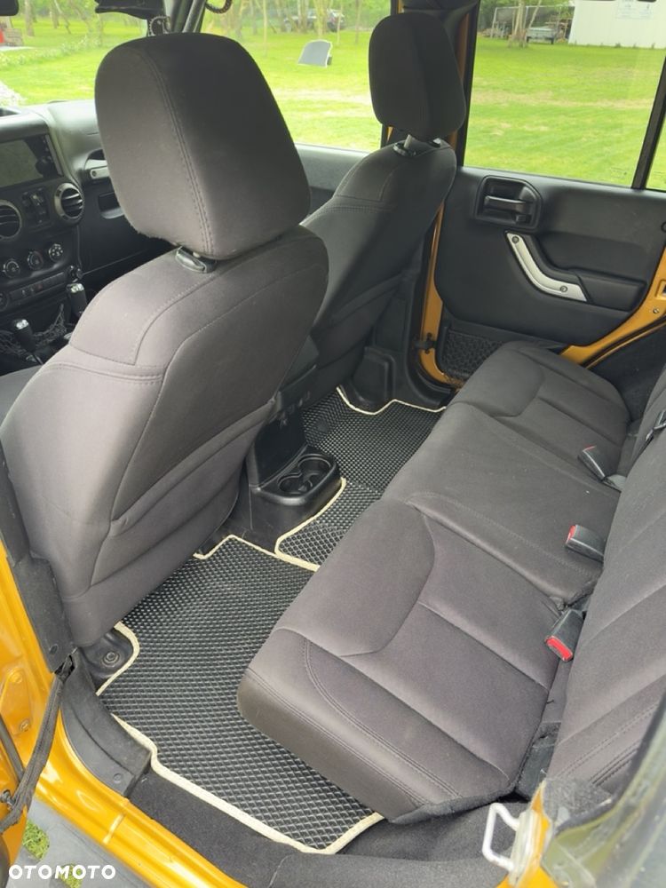 Jeep Wrangler - 20