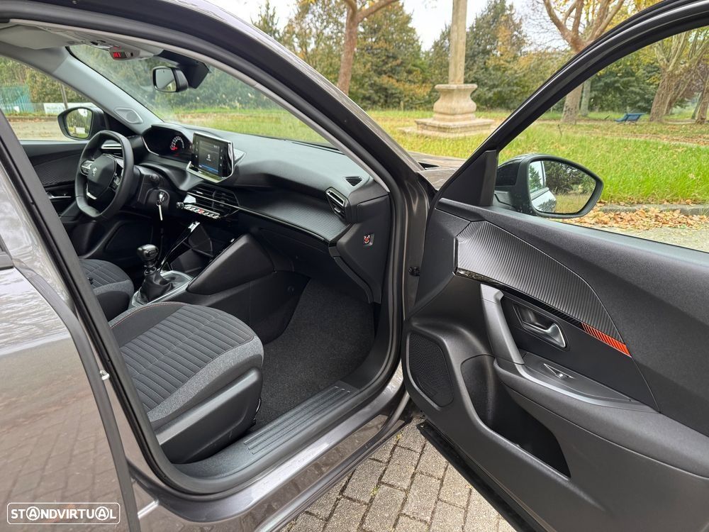 Peugeot 2008 1.5 BlueHDi Active Pack - 32
