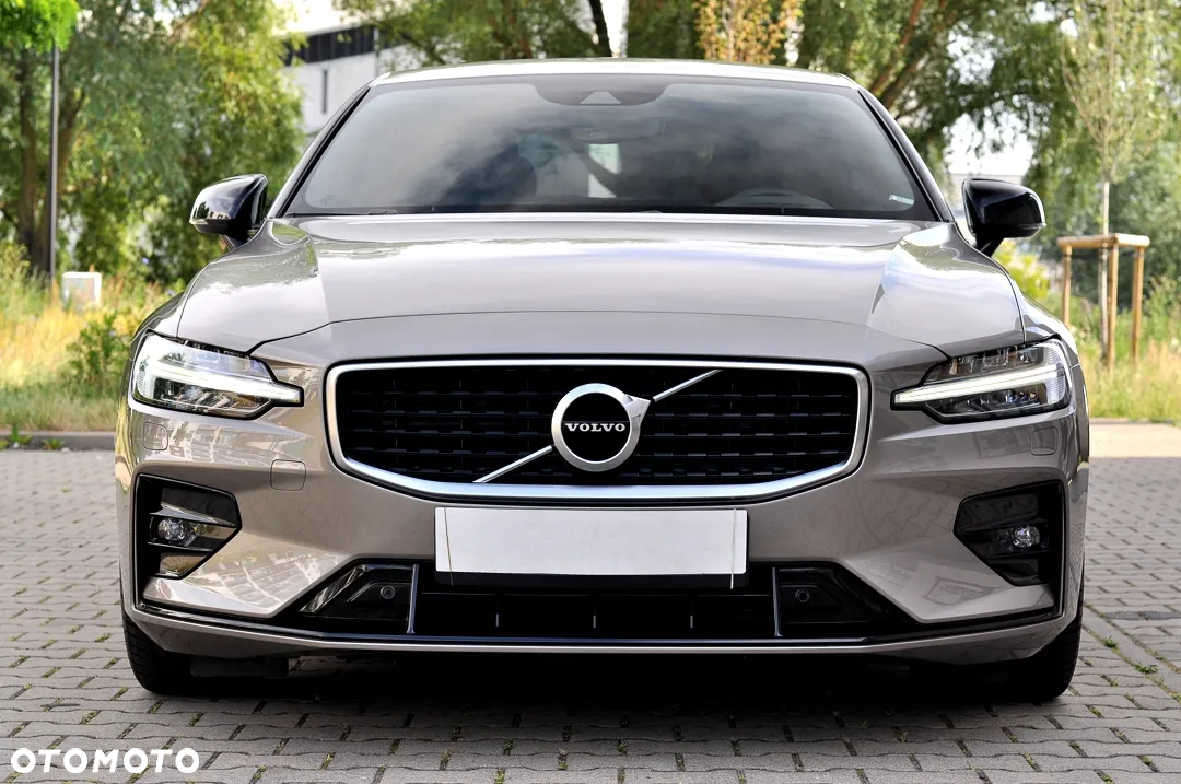Volvo S60 T5 AWD R-Design - 10