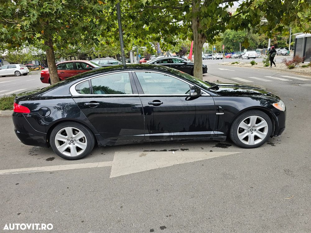 Jaguar XF 3.0 Premium Luxury Aut - 3
