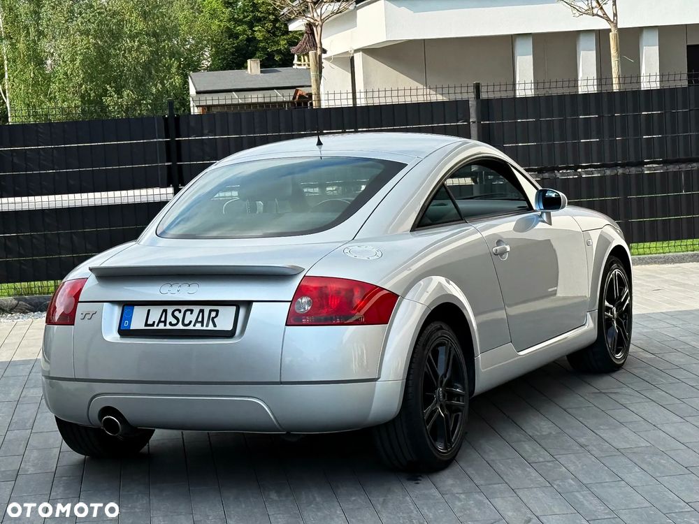Audi TT Coupé - 19