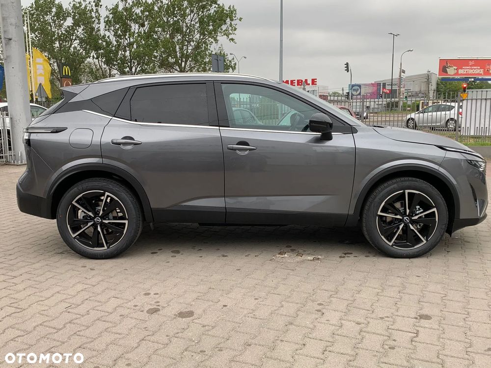 Nissan Qashqai 1.3 DIG-T MHEV Tekna Xtronic - 4