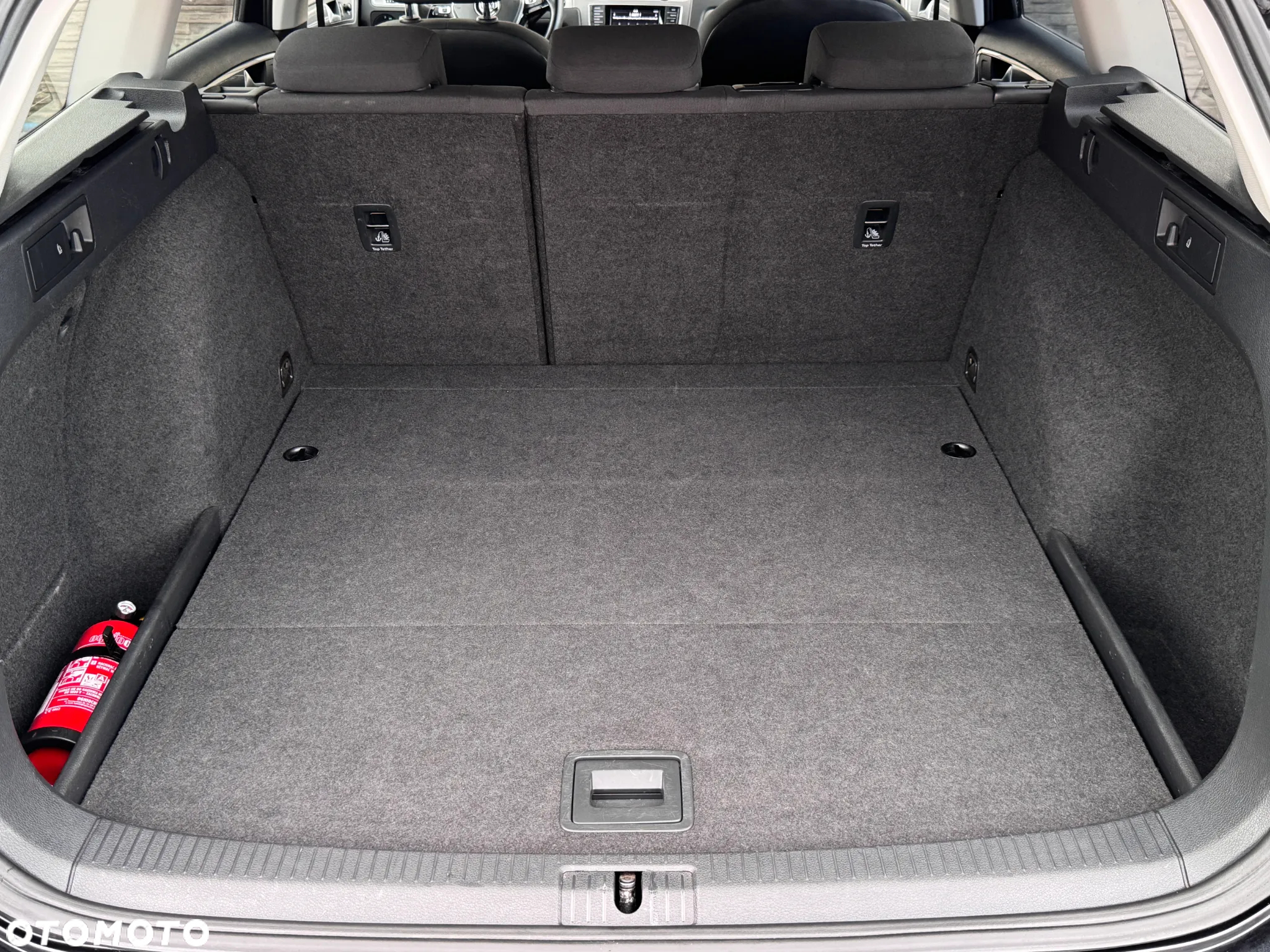 Volkswagen Golf VII 1.6 TDI BMT Highline - 39