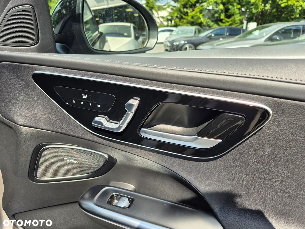 Mercedes-Benz Klasa C 200 4MATIC 9G-TRONIC - 30