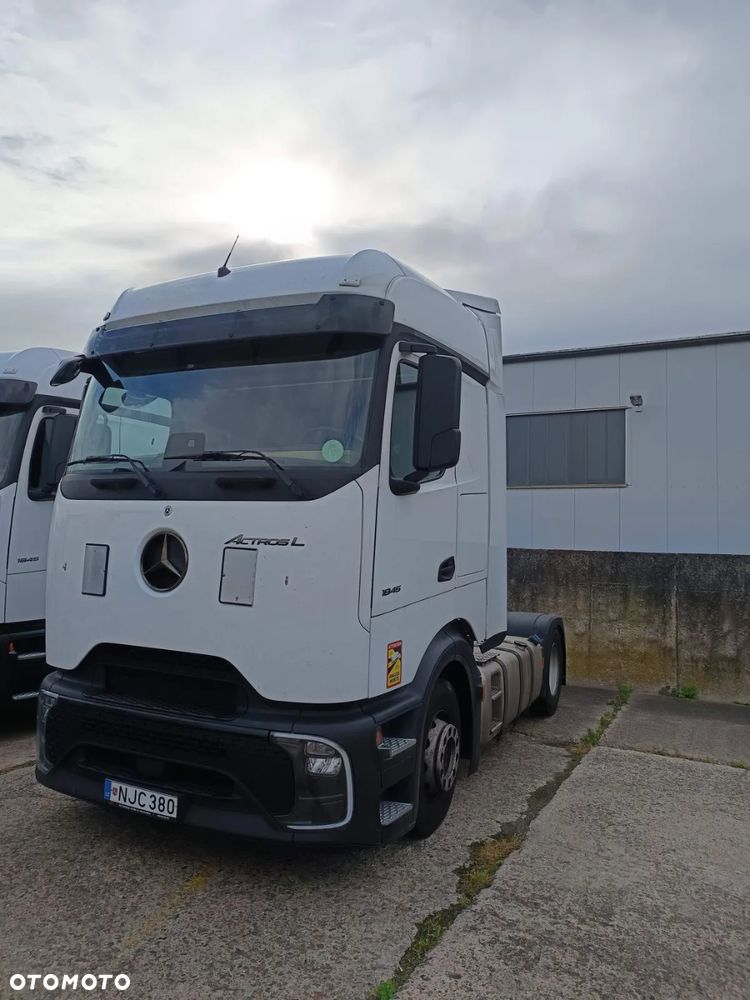 Mercedes-Benz Actros 5 L FHS 1845 LS Pro Cab - 2