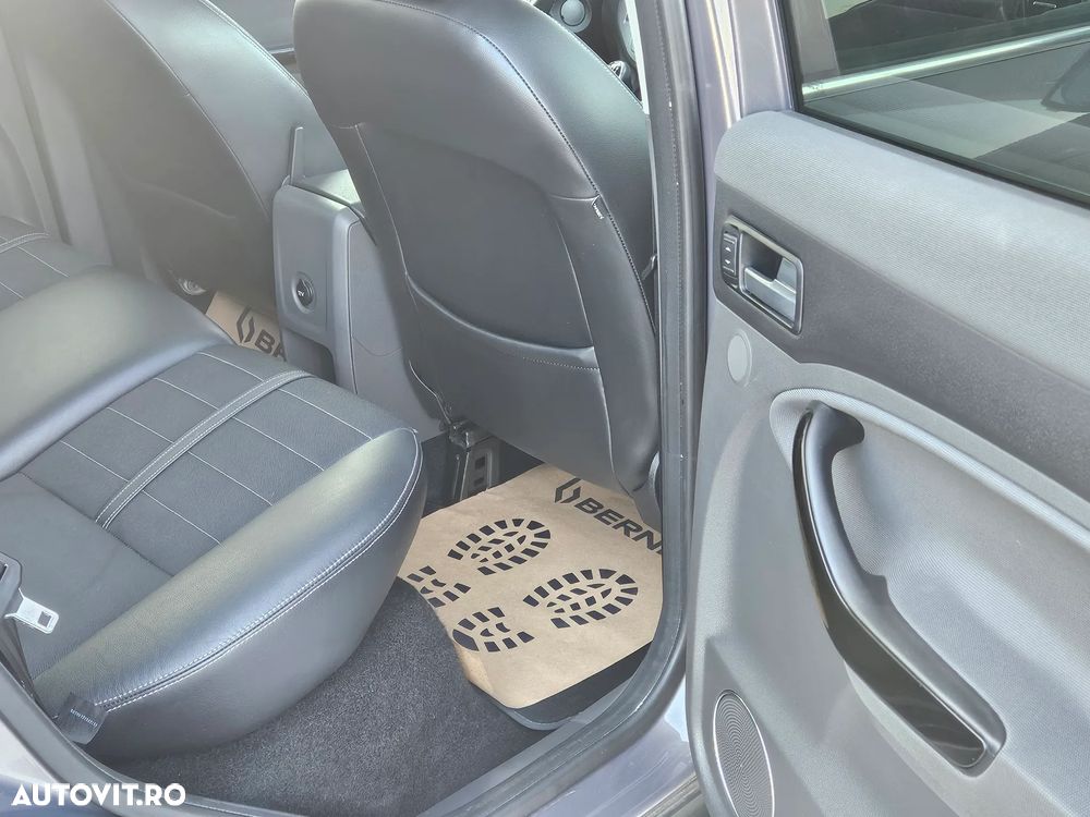 Ford Kuga S 2.0 TDCi 4x4 Plus Editionsmodell - 18