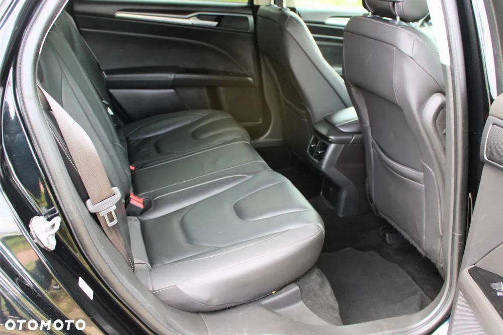 Ford Mondeo 2.0 TDCi Titanium - 22