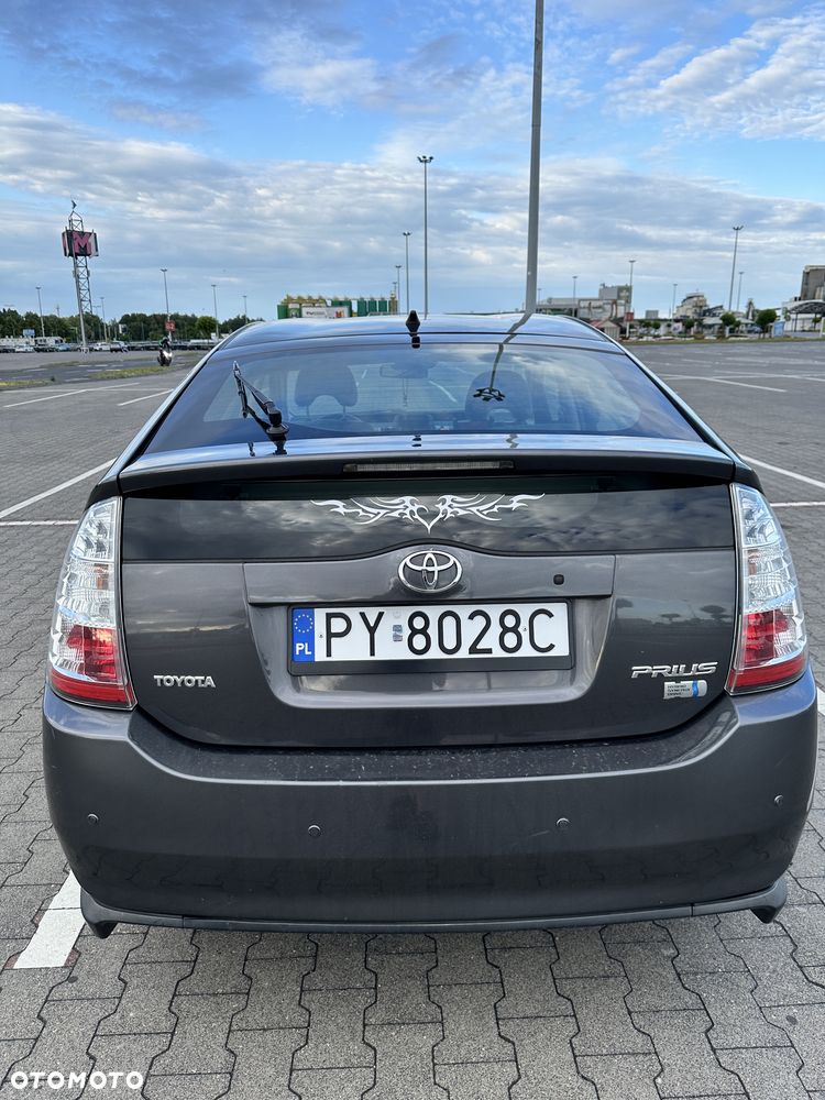 Toyota Prius - 6