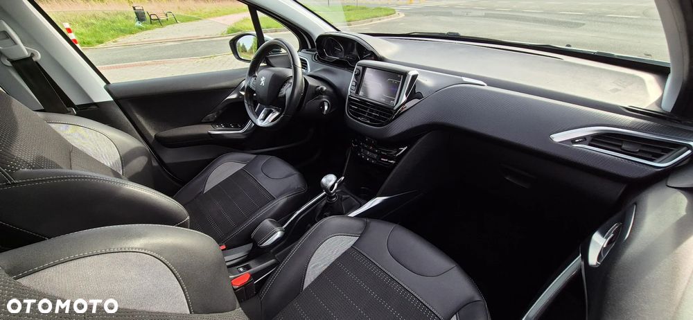 Peugeot 2008 e-HDi FAP 115 STOP & START Business-Line - 6