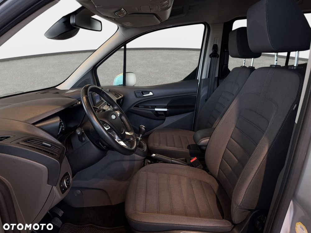 Ford Tourneo Connect - 11