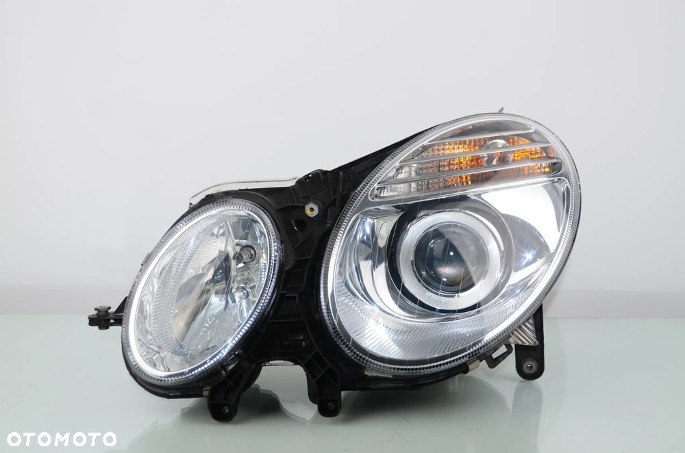 MERCEDES KLASA E W211 FACELIFT XENON DYN A2118205161 z modułami Lewy Przedni Oryginał - 1