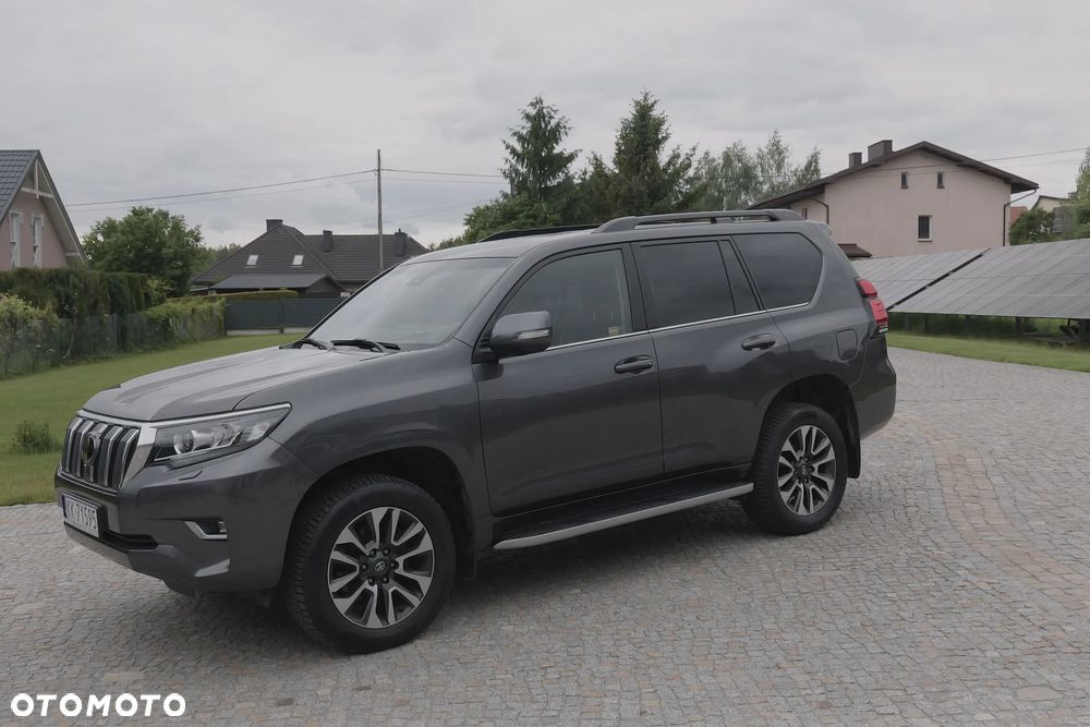 Toyota Land Cruiser LC 2.8 D-4D Invincible - 1
