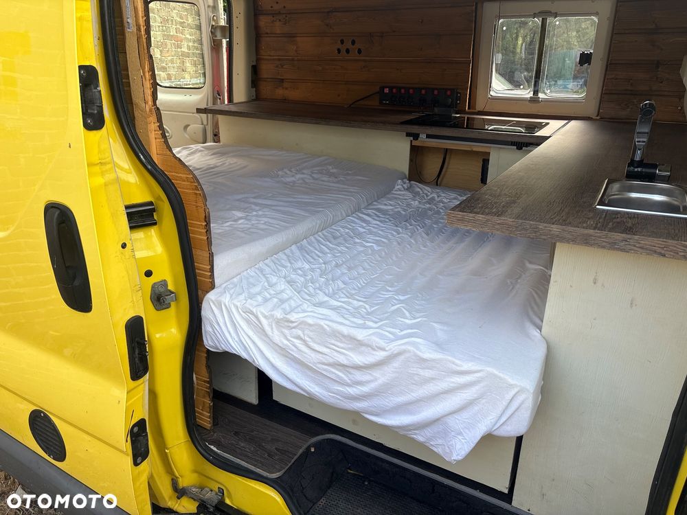 Opel Vivaro - 35