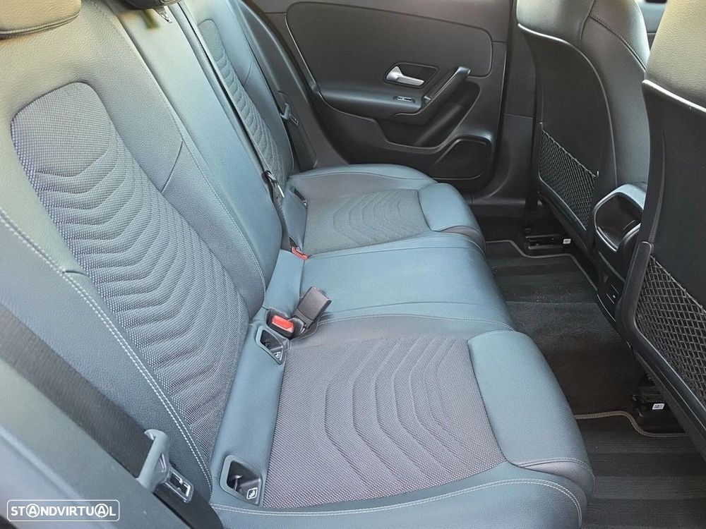 Mercedes-Benz A 250 e Style Plus - 13
