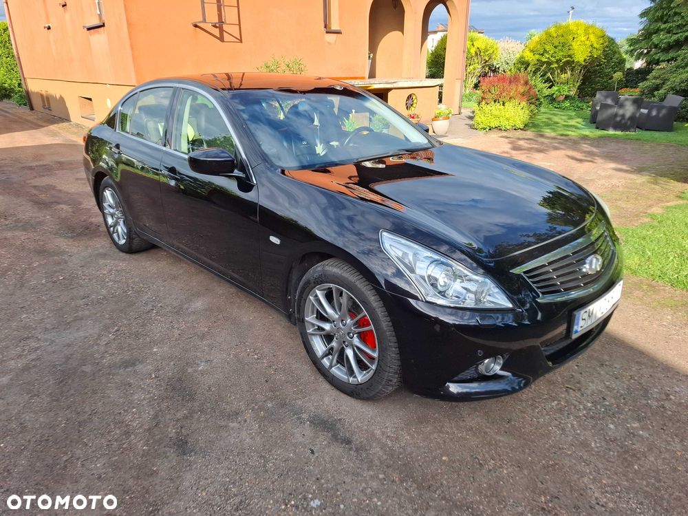Infiniti G - 2