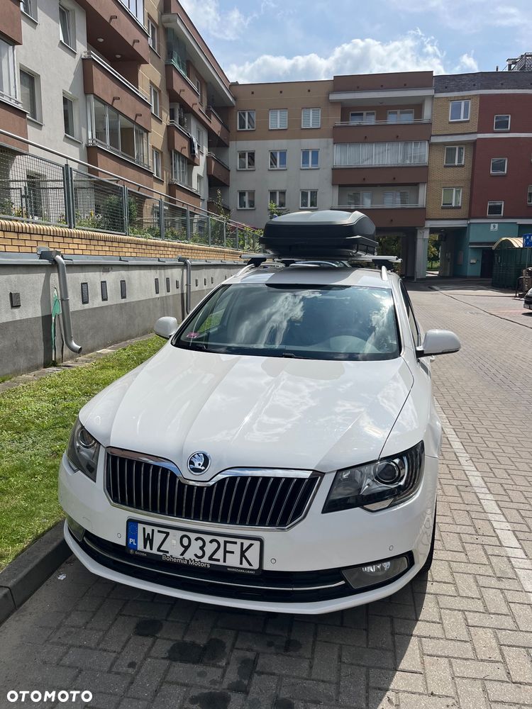 Skoda Superb 2.0 TDI Elegance DSG - 10