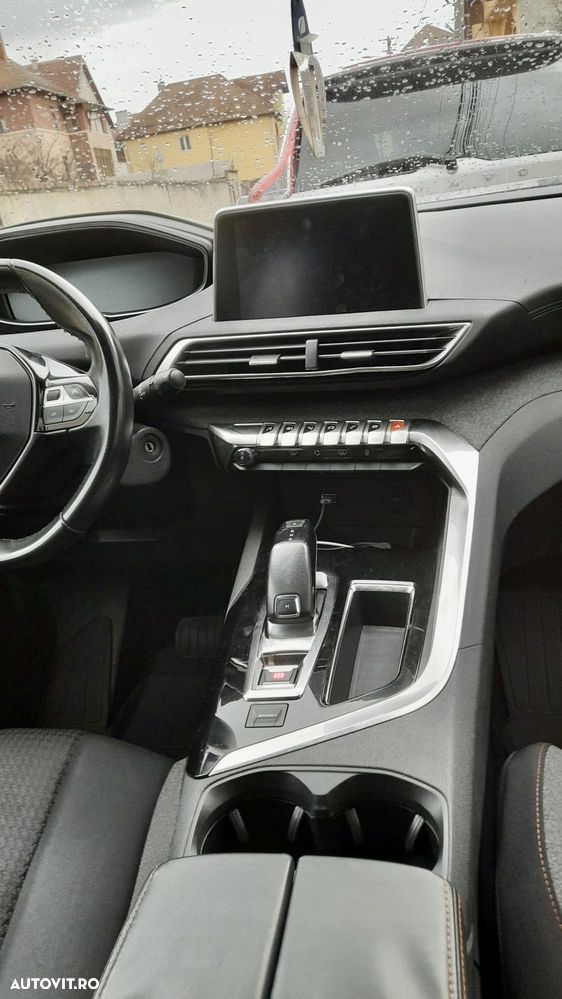 Peugeot 3008 1.6 BlueHDI S&S EAT6 Allure - 5