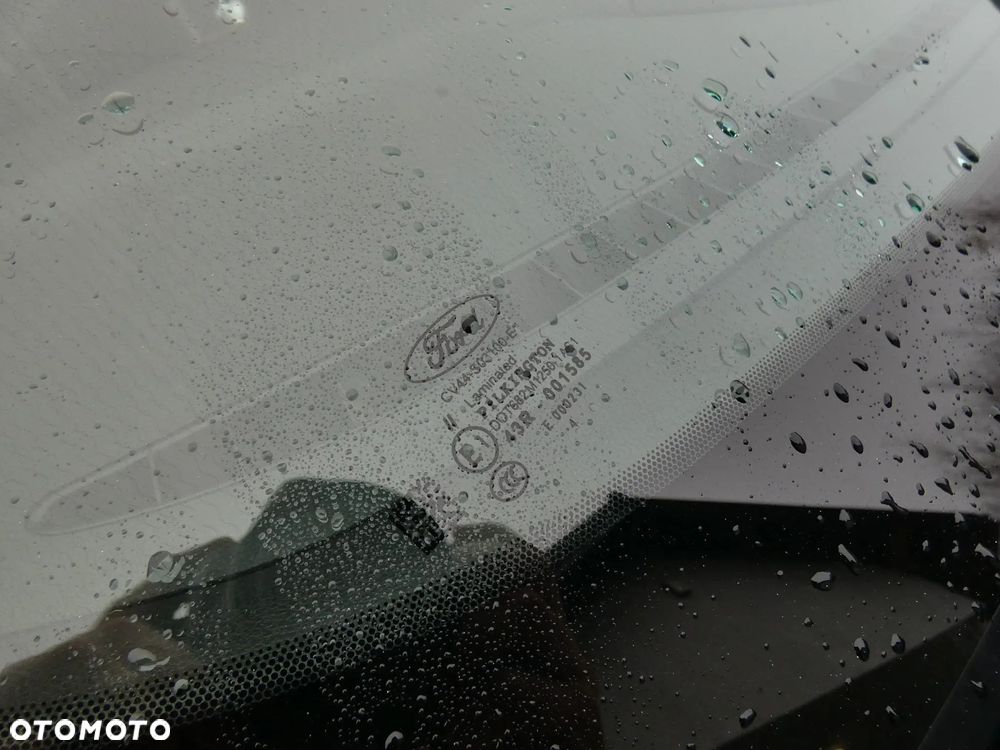 Ford Kuga 2.0 TDCi Individual MPS6 - 23