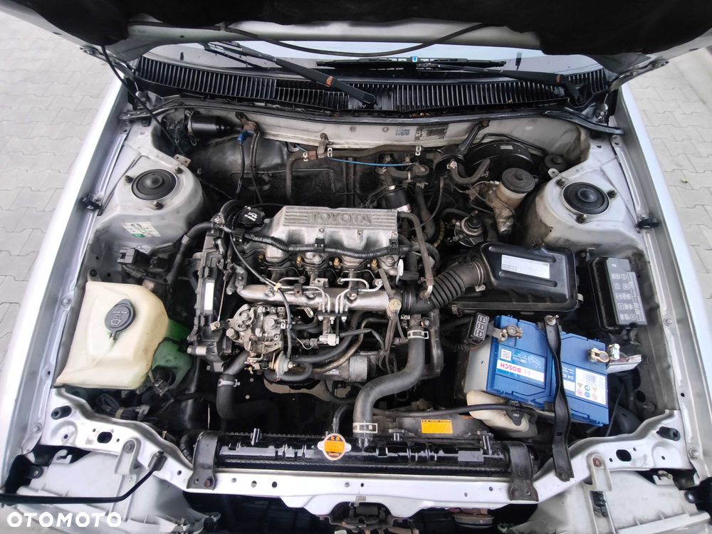 Toyota Corolla - 8