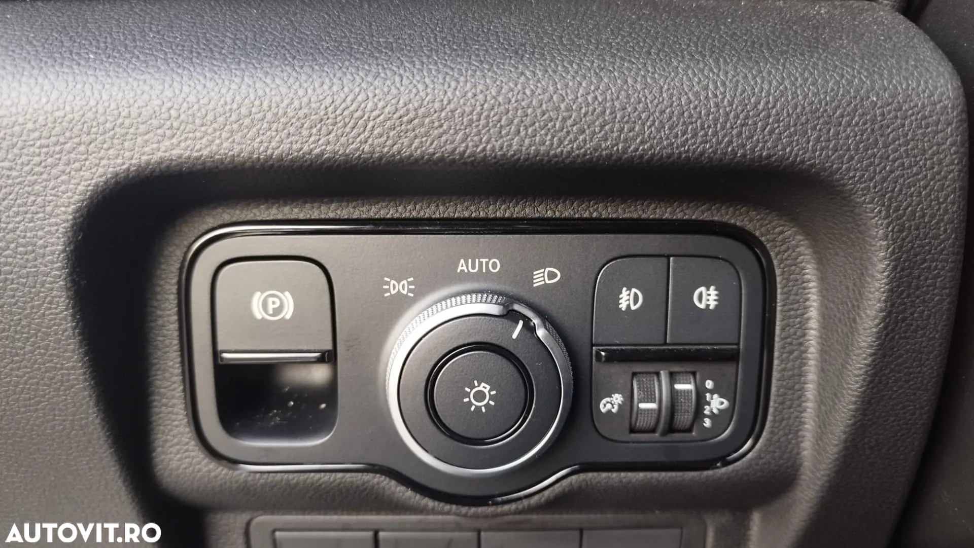 Mercedes-Benz eCitan Furgon 111L - 11