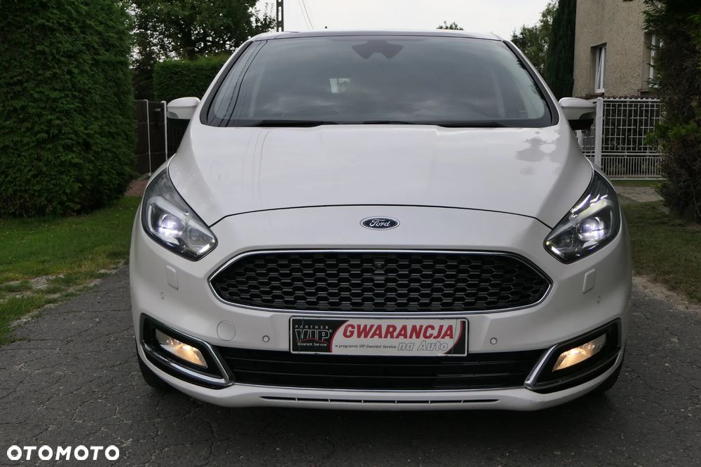 Ford S-Max - 16