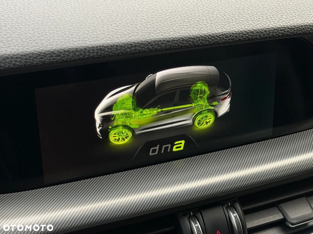 Alfa Romeo Stelvio 2.0 Turbo B-Tech Edition Q4 - 21