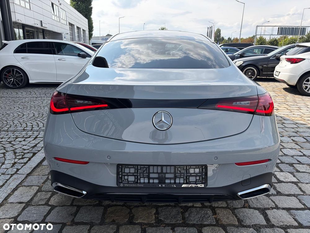 Mercedes-Benz CLE 300 4Matic 9G-TRONIC Edition AMG Line - 5