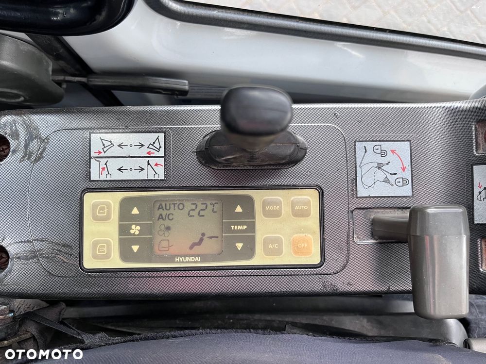 Hyundai ROBEX 140W-7A - 24