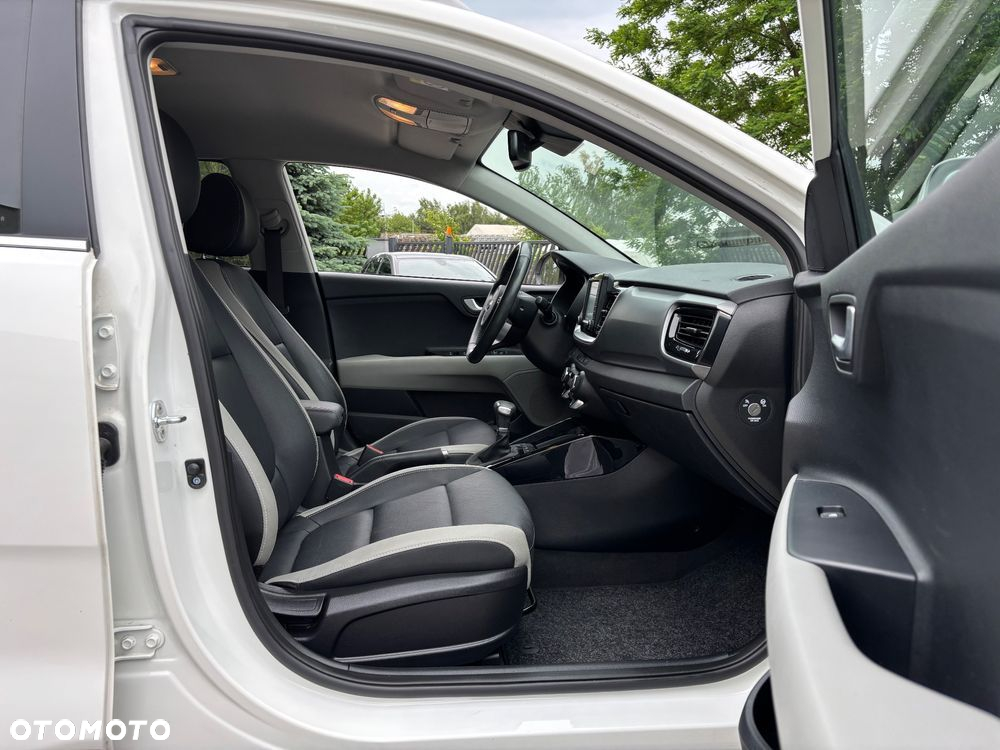 Kia Stonic 1.0 T-GDI DCT OPF Platinum Edition - 26