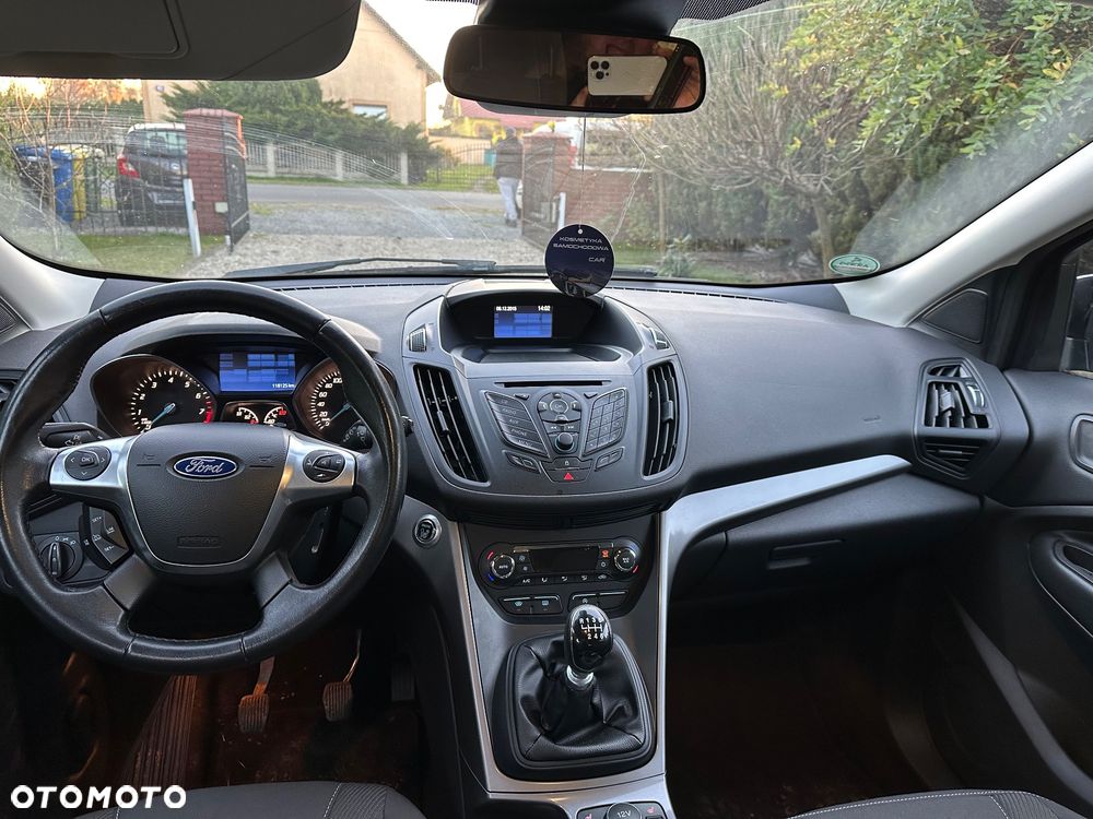 Ford Kuga - 6