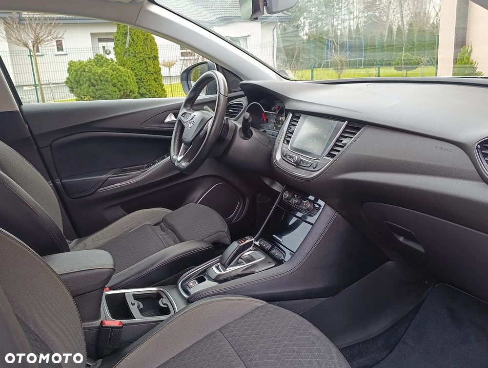 Opel Grandland X Plug-in-Hybrid4 1.6 DI Start/Stop Business INNOVATION - 25
