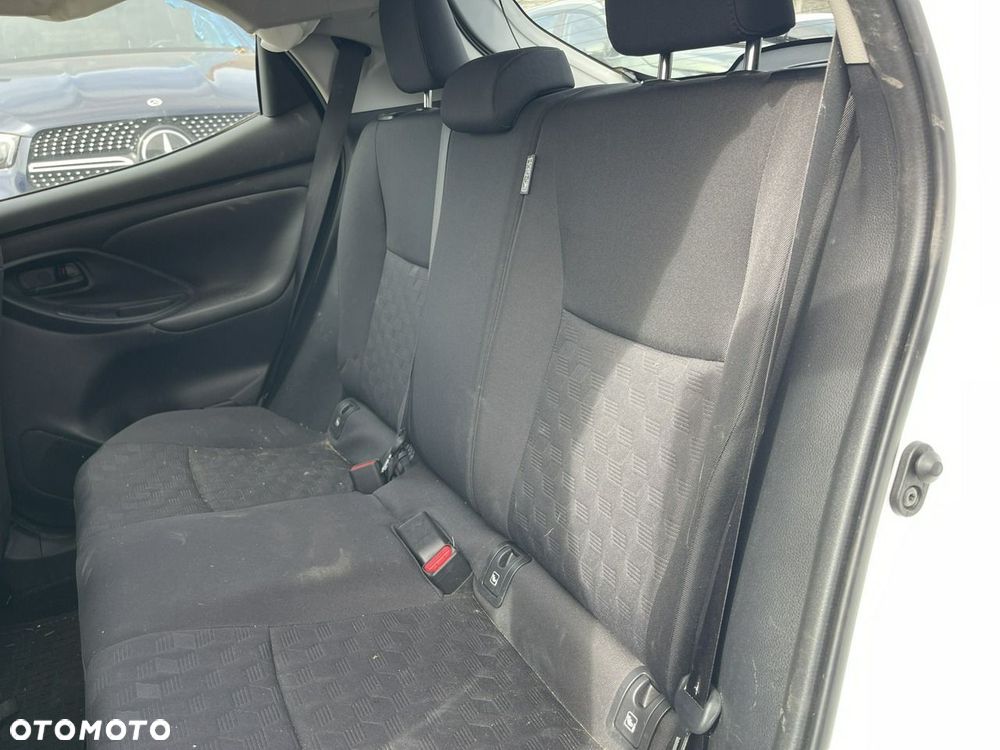 Toyota Yaris 1.5 Active - 14