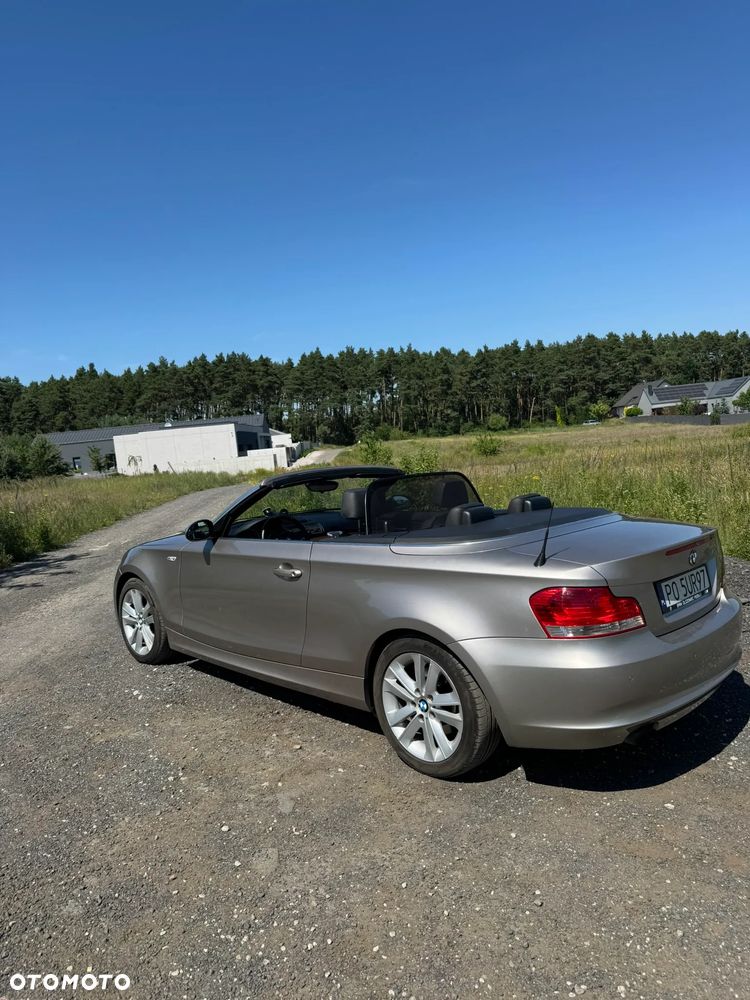 BMW Seria 1 120i - 15