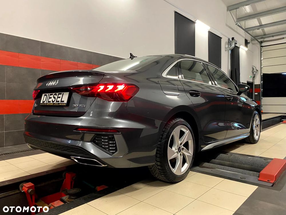 Audi A3 Limousine 30 TDI S Line S tronic - 11