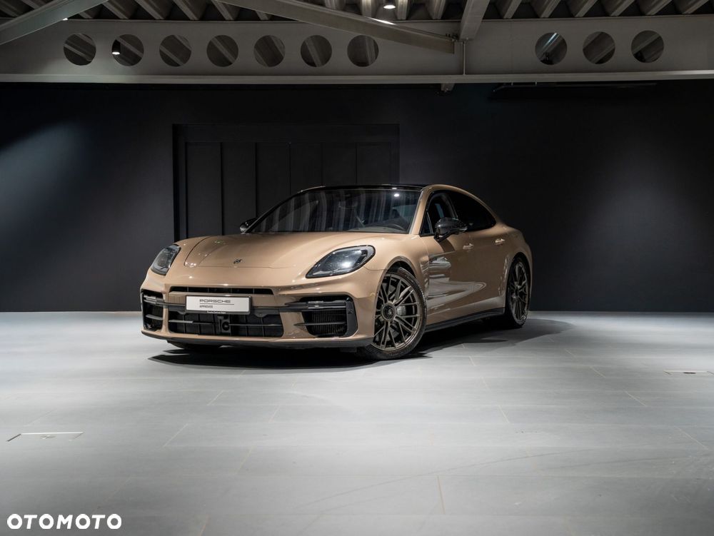 Porsche Panamera 2024