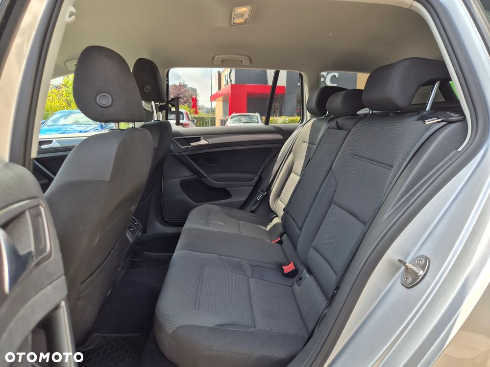 Volkswagen Golf 1.2 TSI BMT Trendline - 16