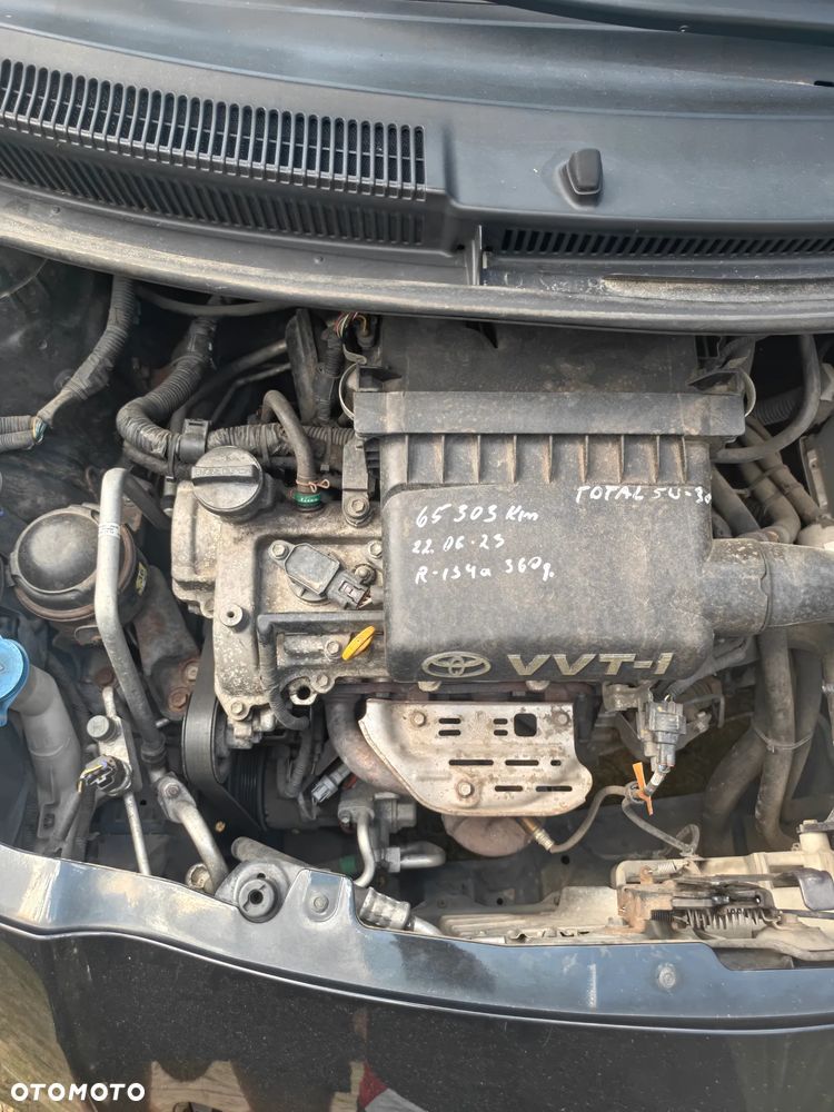 Toyota Yaris 1.3 Sol - 25