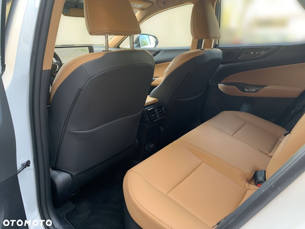 Lexus NX 350h Prestige AWD - 16