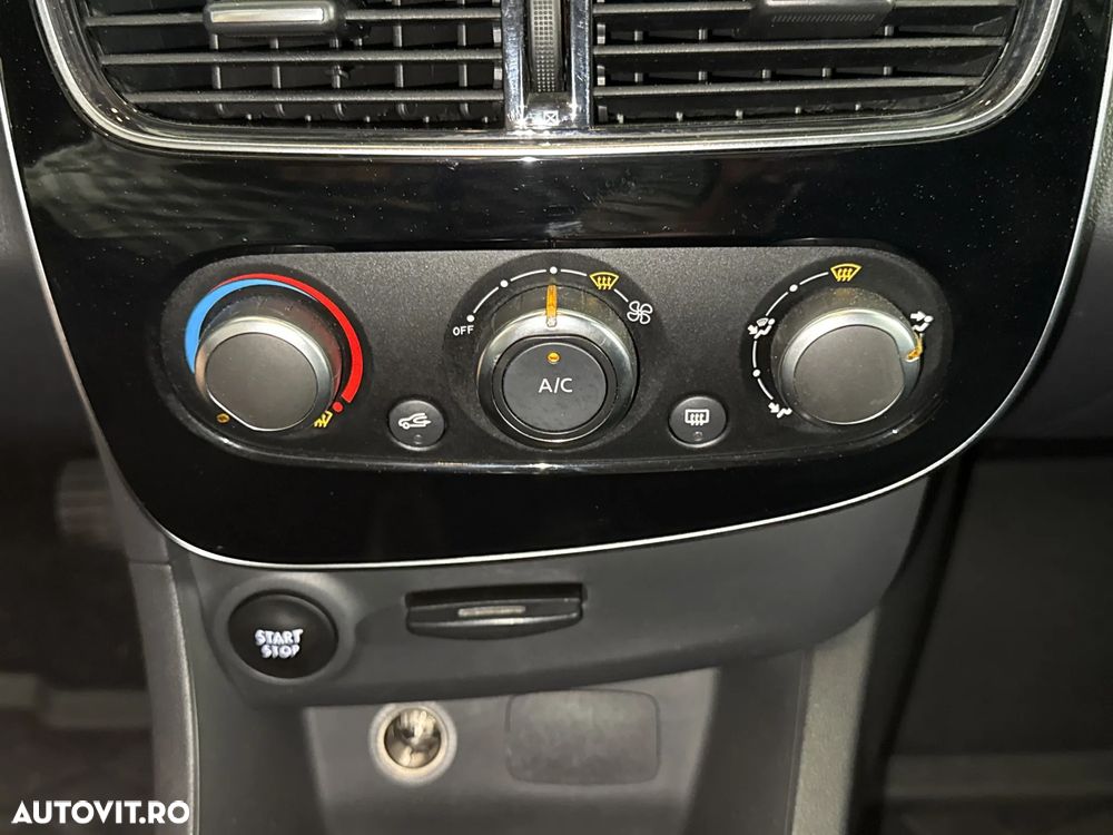 Renault Clio - 18