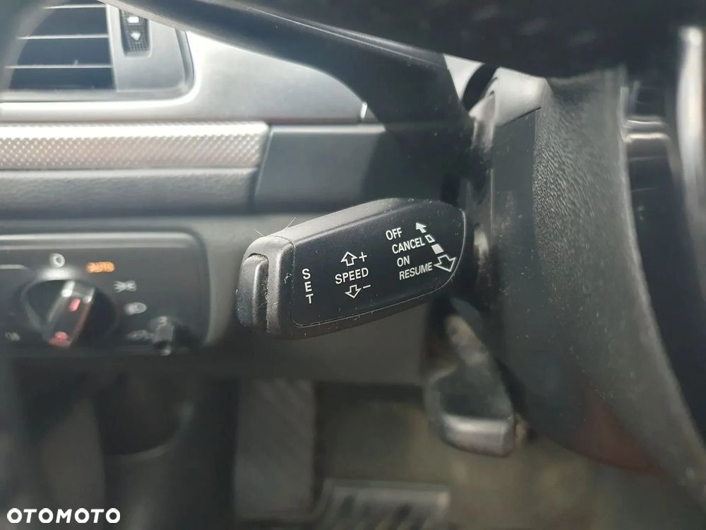 Audi A6 Avant 2.0 TDI Multitronic - 9