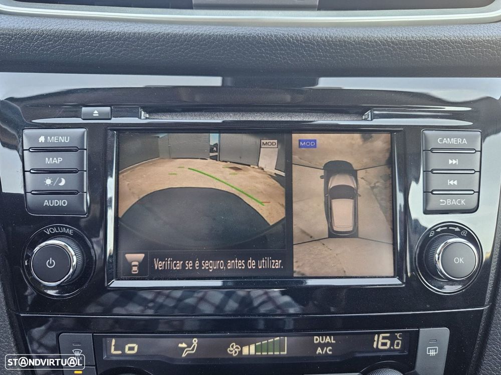 Nissan Qashqai 1.3 DIG-T N-Connecta LED+SKY - 30