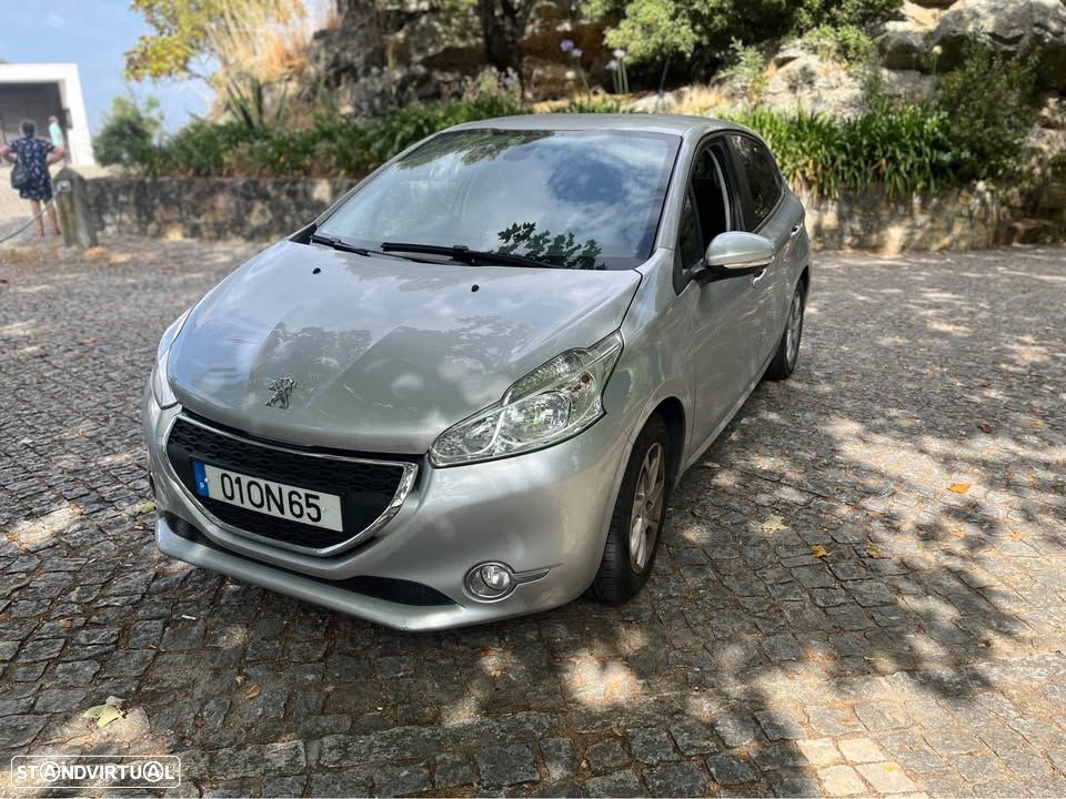 Peugeot 208 1.2 VTi Access - 4