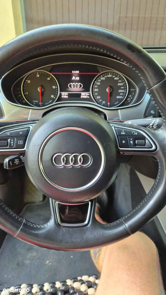 Audi A6 Avant 2.0 TDI Ultra S tronic - 6