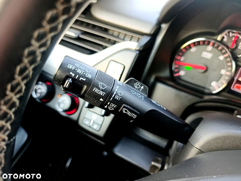 GMC Yukon 5.3 SLE - 34