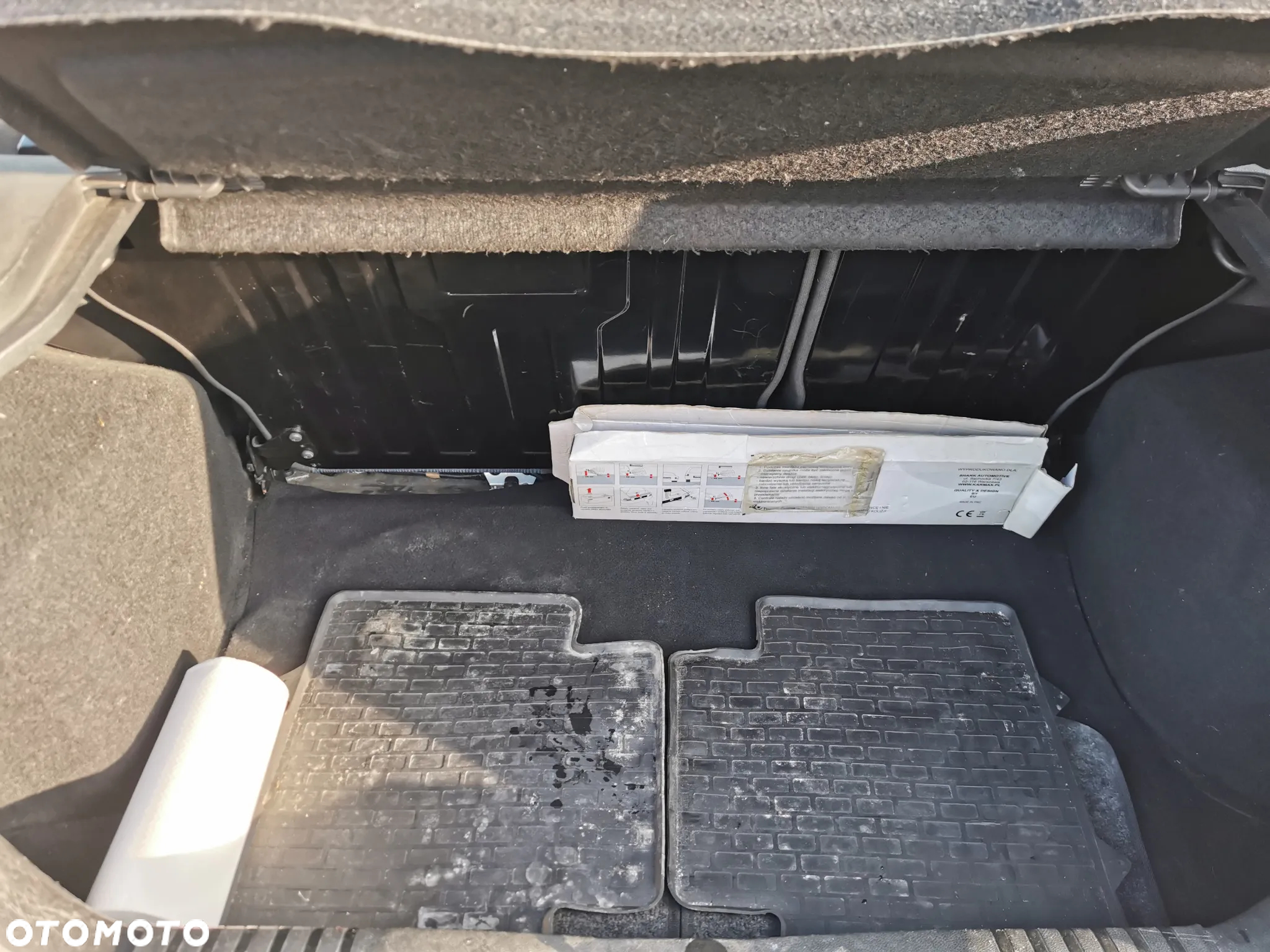 Ford Fiesta 1.4 Ambiente - 12