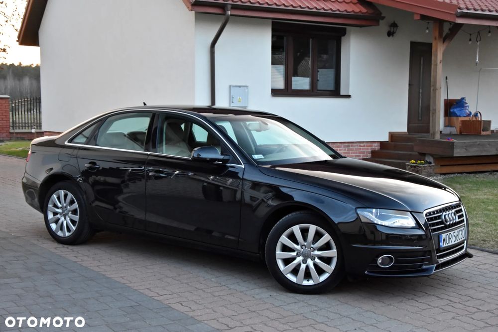 Audi A4 Limousine - 3